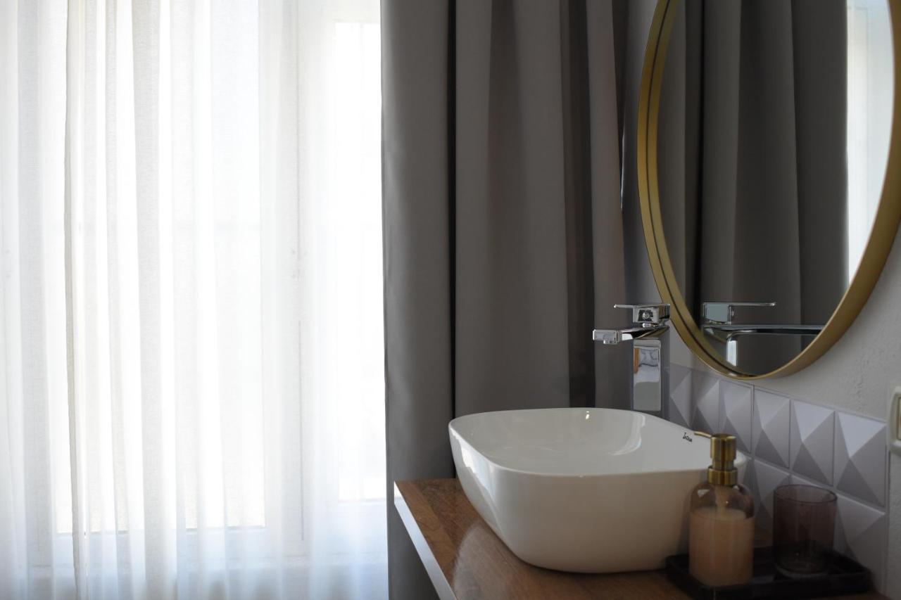 Feels Like Home Studio Apartments - Flh Albania Tirana Bagian luar foto